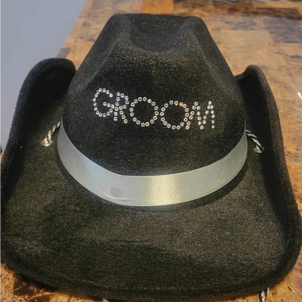 Black groom hat